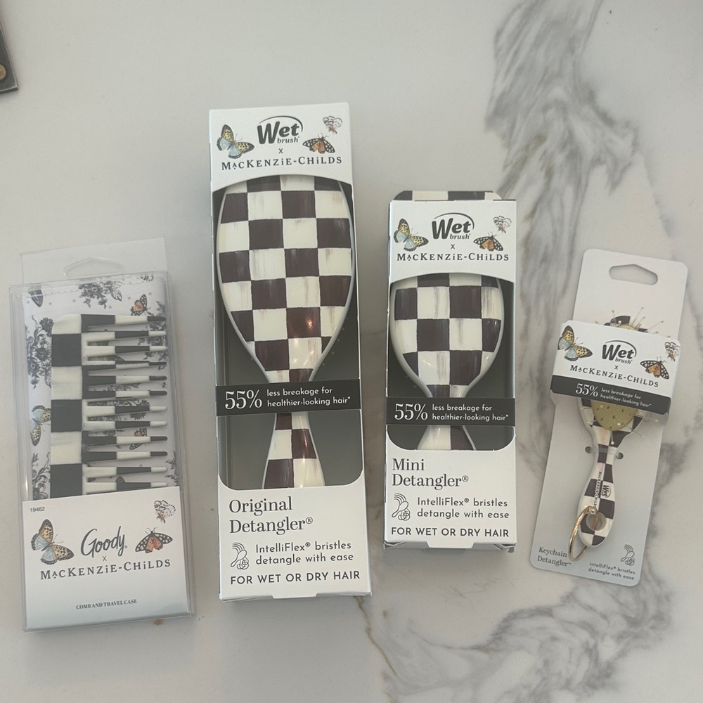 Wet Brush x MacKenzie-Childs Checkered Detangler Brush - Black & White